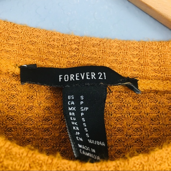 Forever 21, burnt orange crop top - Picture 3 of 4